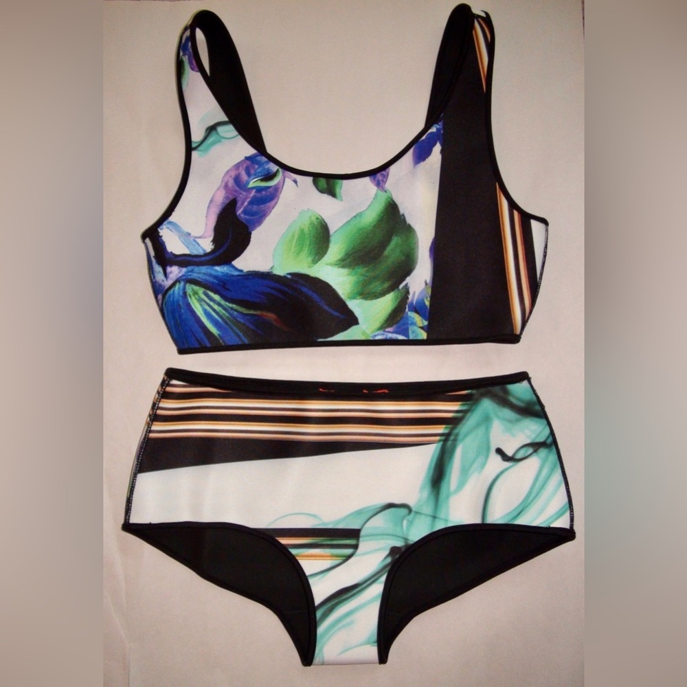 NWOT Clover Canyon Liquid Jade Reversible Bikini Set